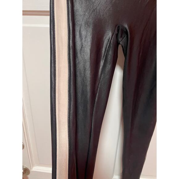 SPANX Faux Leather Leggings Tummy Control Side Stripe Black White size XL - Picture 8 of 9